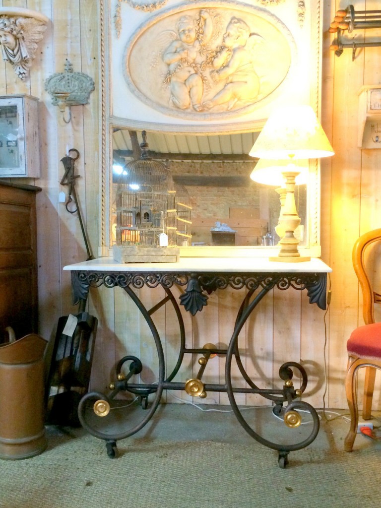 Brocante De La Ferme