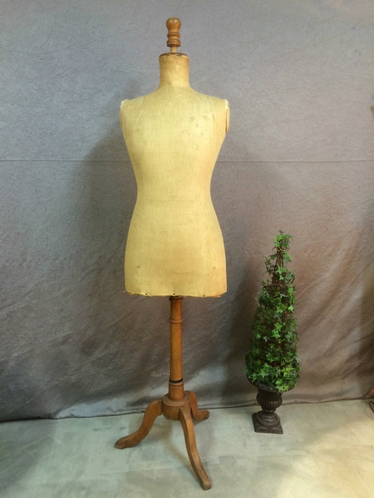 Brocante De La Ferme