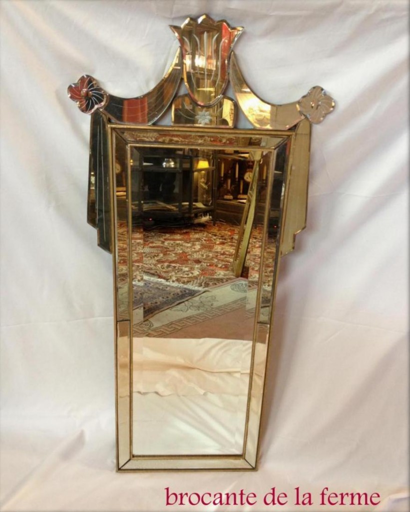 Brocante De La Ferme