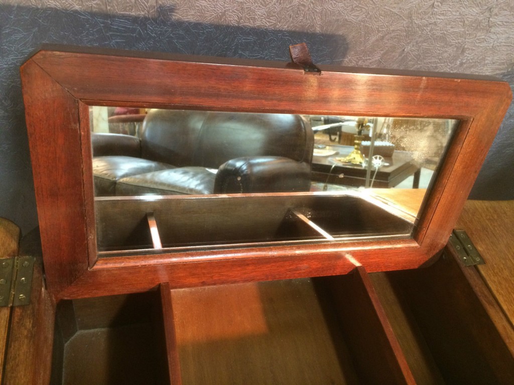 Brocante De La Ferme