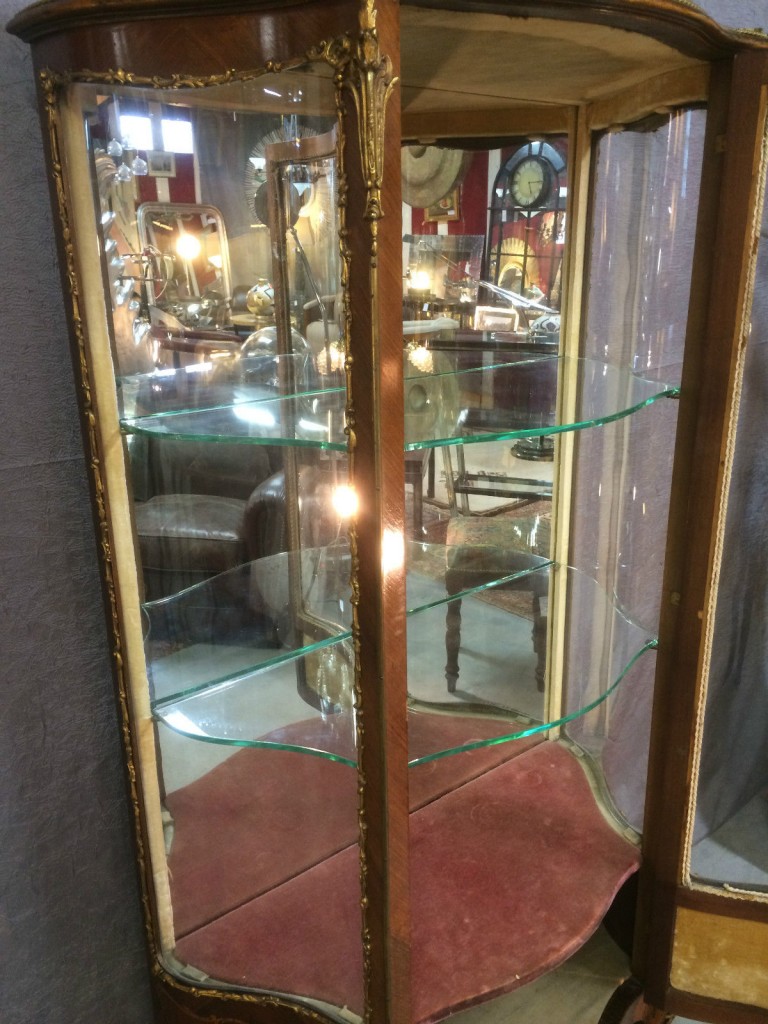 Brocante De La Ferme