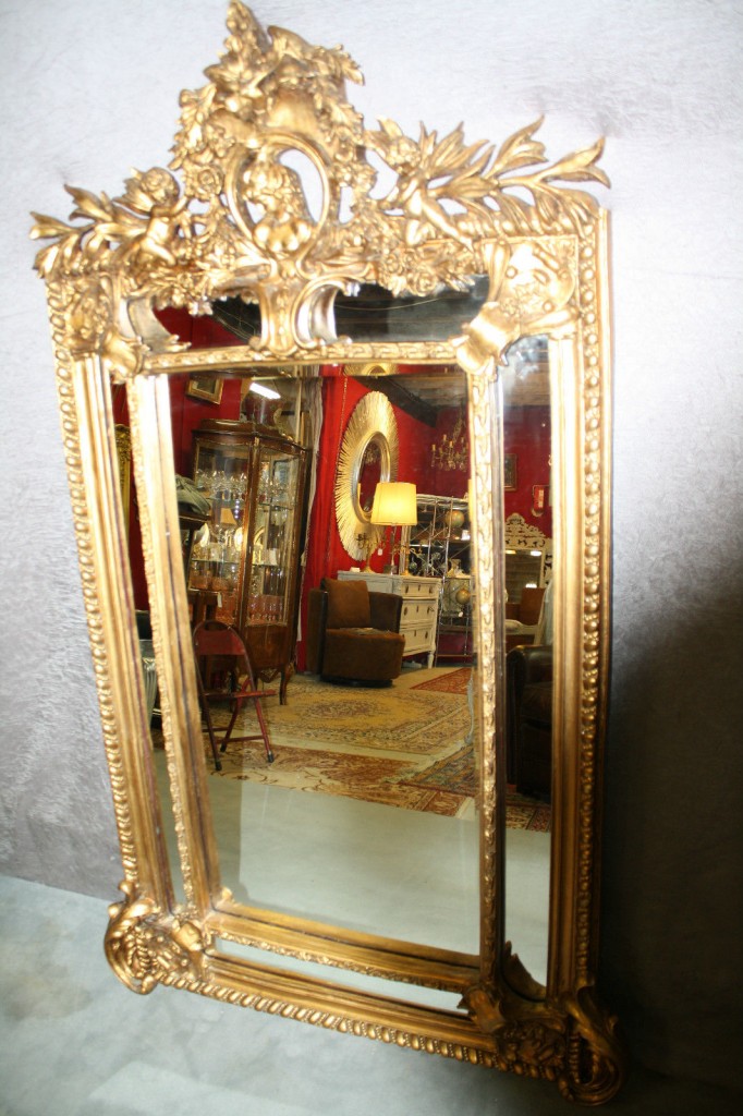 Brocante De La Ferme