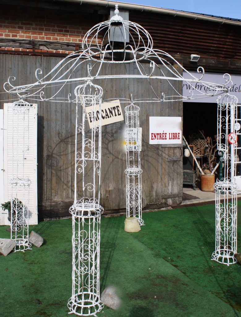 Brocante De La Ferme