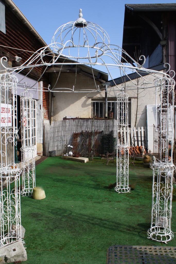 Brocante De La Ferme