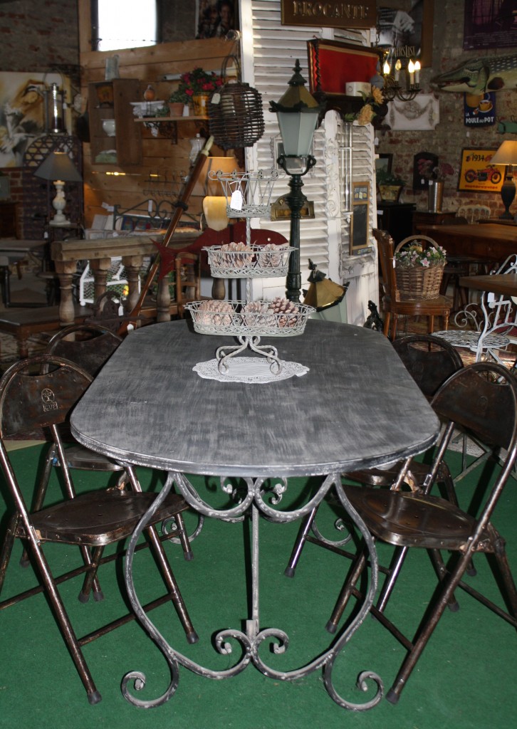 Brocante De La Ferme