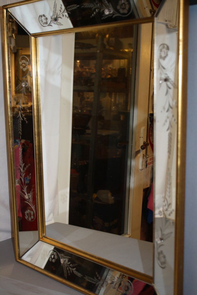 Brocante De La Ferme