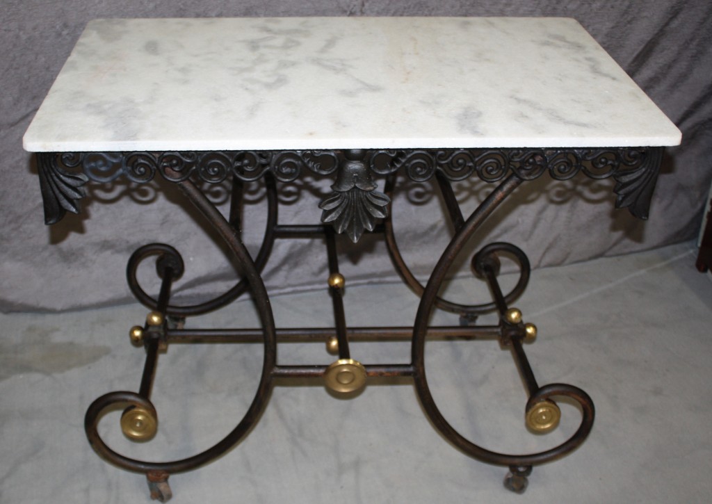 Brocante De La Ferme