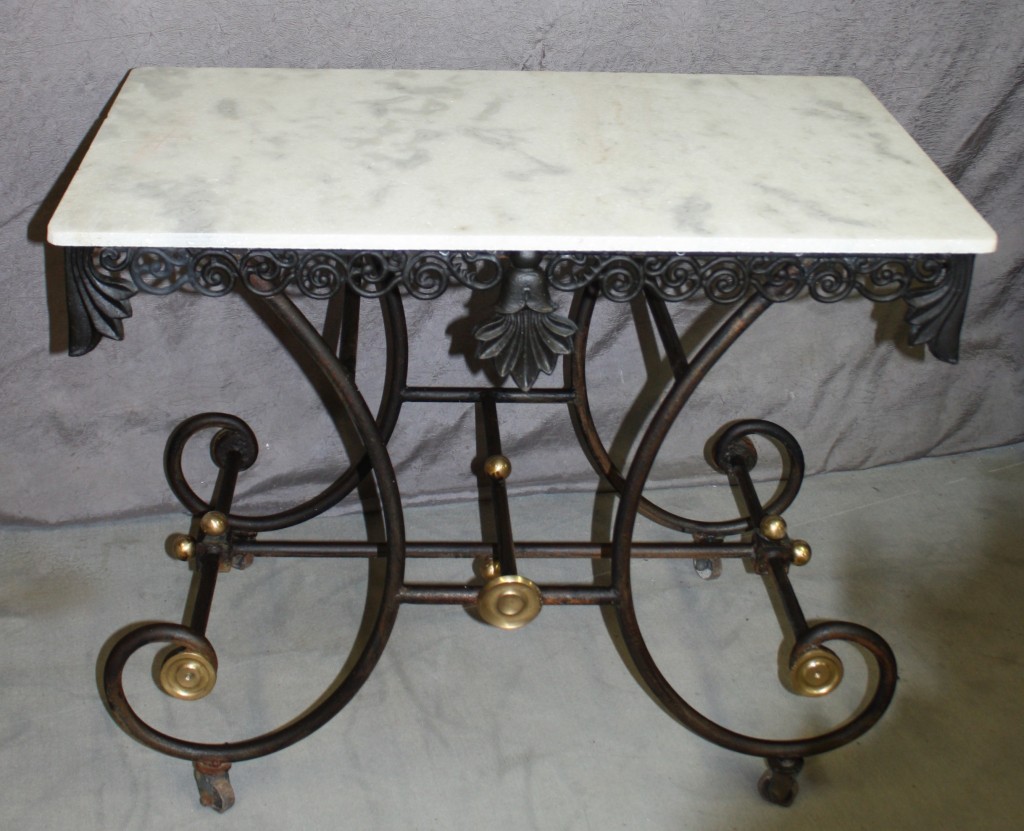 Brocante De La Ferme