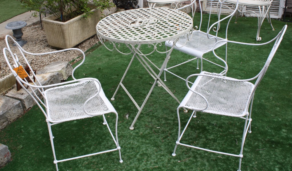 Brocante De La Ferme