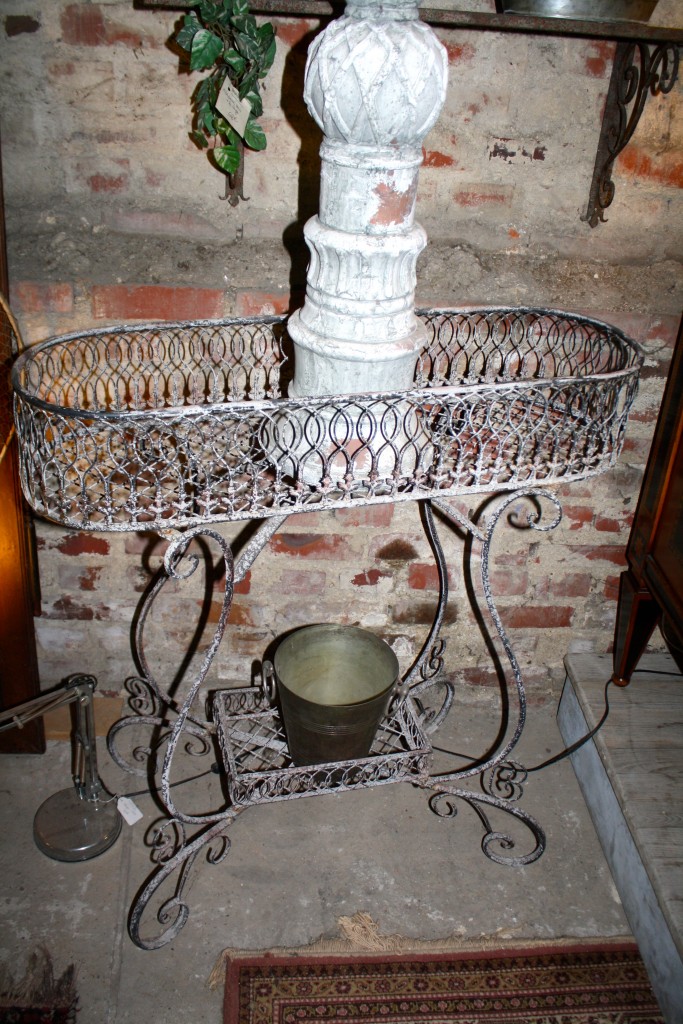 Brocante De La Ferme