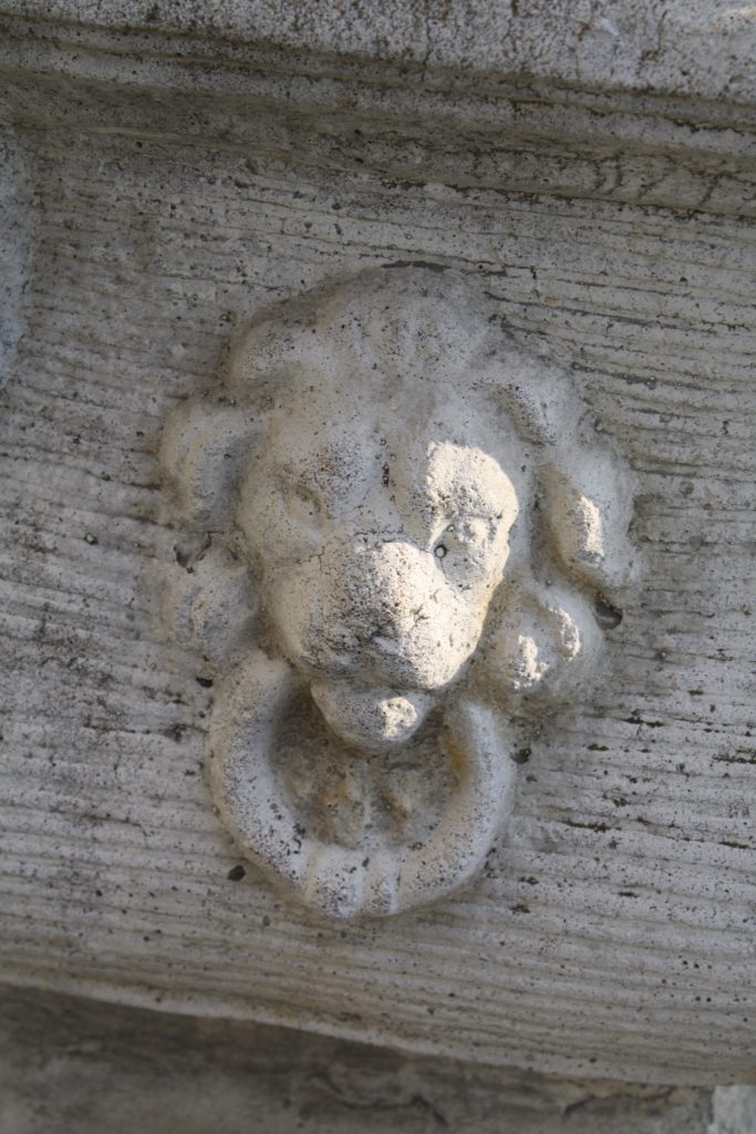 Brocante De La Ferme