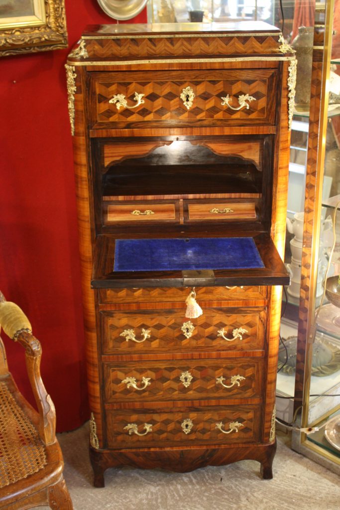 Brocante De La Ferme