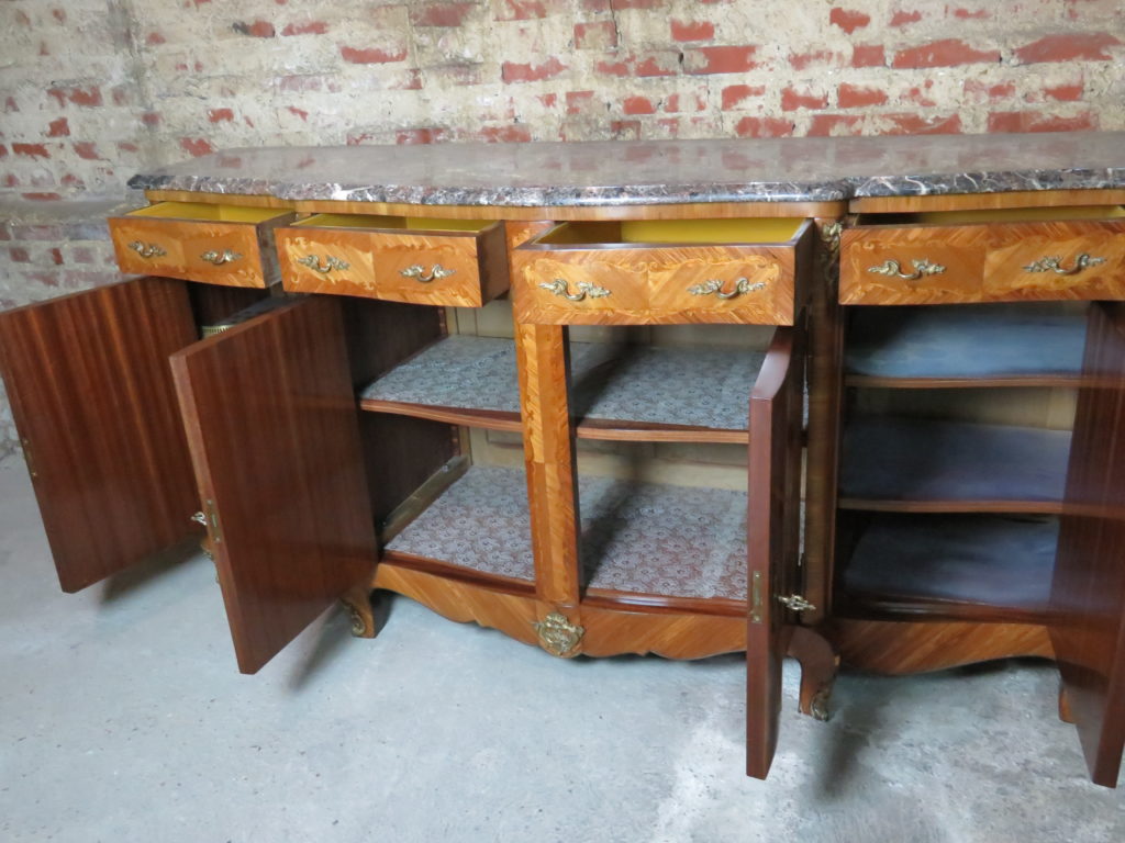 Brocante De La Ferme