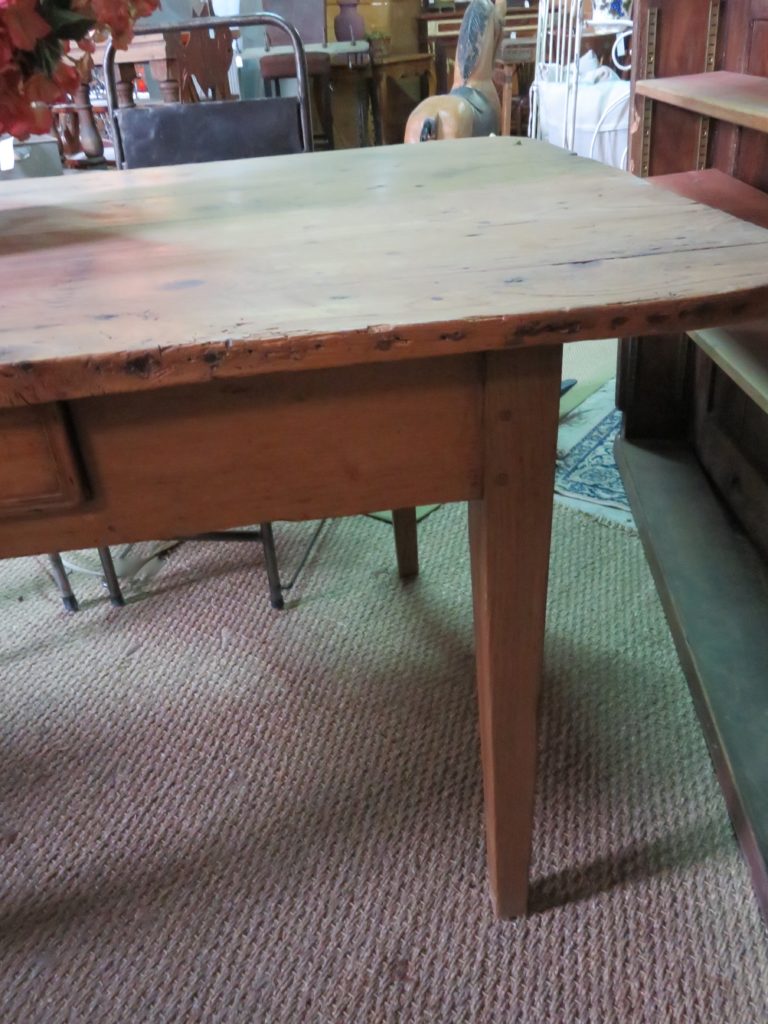 Brocante De La Ferme