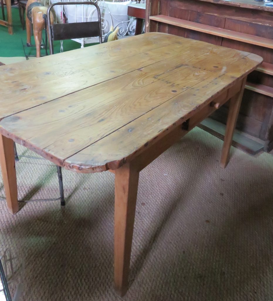 Brocante De La Ferme