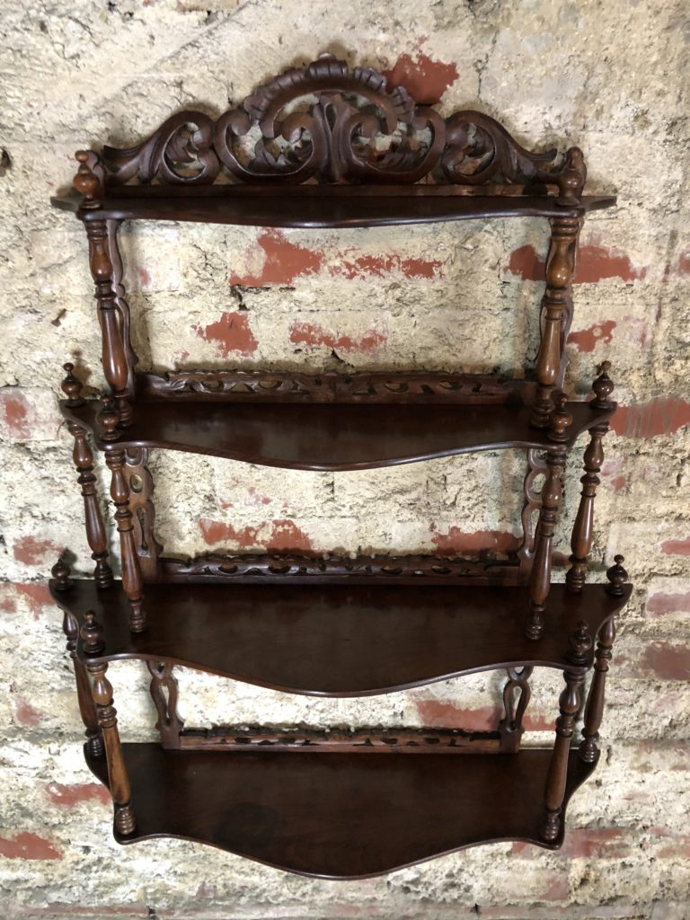 Brocante De La Ferme