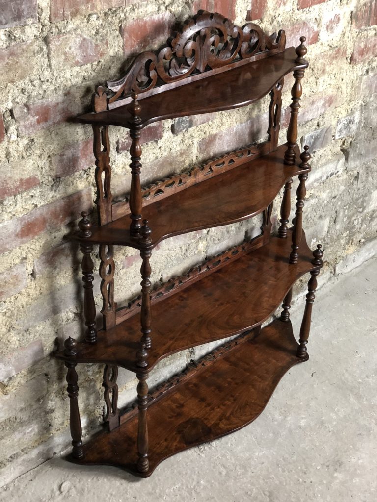 Brocante De La Ferme