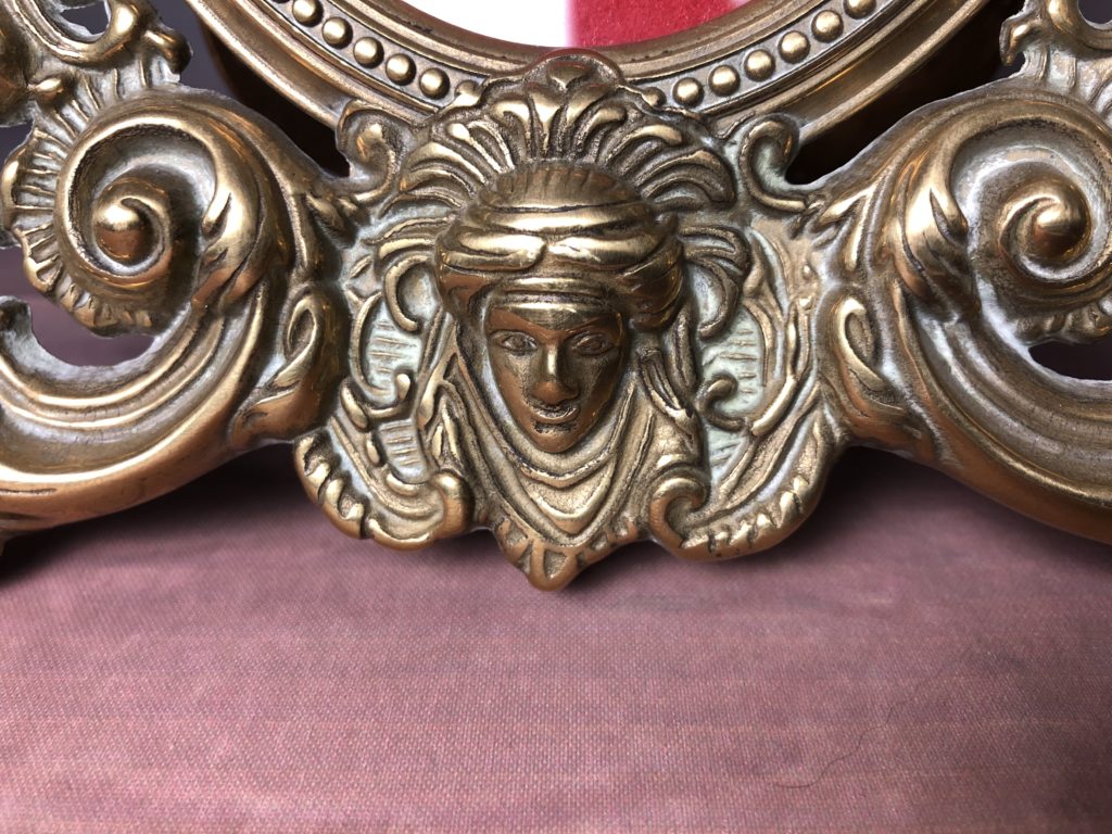 Brocante De La Ferme