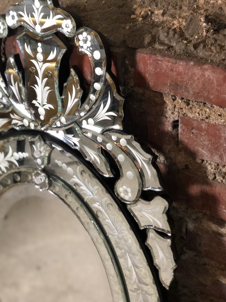 Brocante De La Ferme