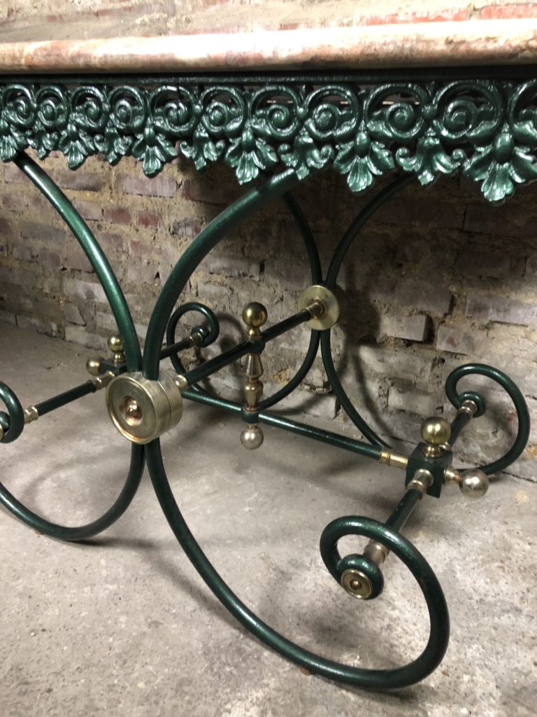 Brocante De La Ferme