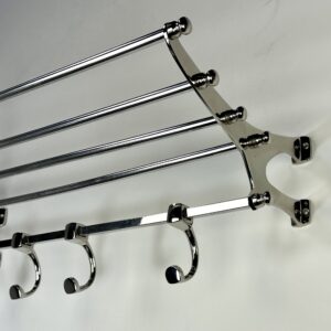 Alternative view of Porte manteau "Train" en aluminium chromé