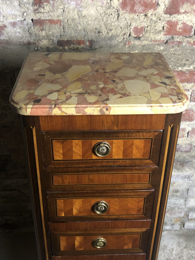 Brocante De La Ferme
