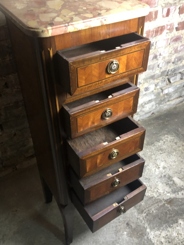 Brocante De La Ferme