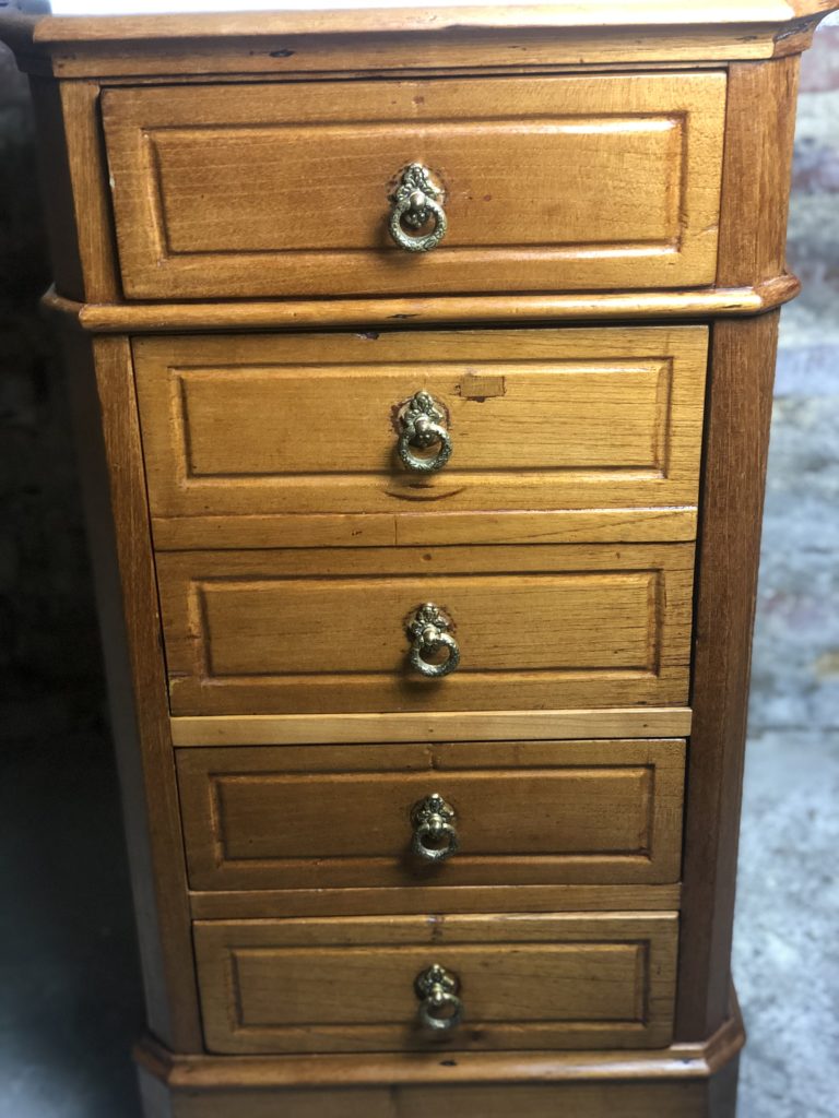 Brocante De La Ferme
