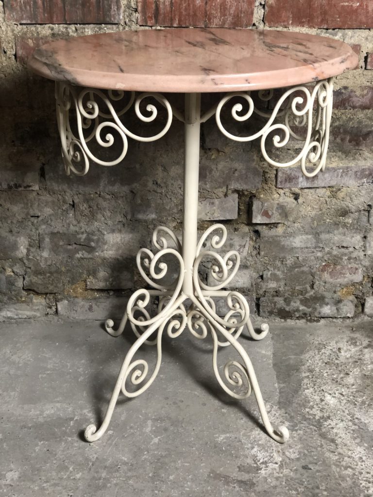 Brocante De La Ferme
