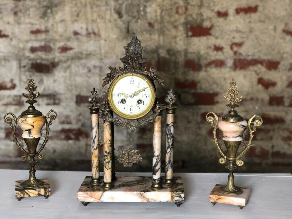 Brocante De La Ferme