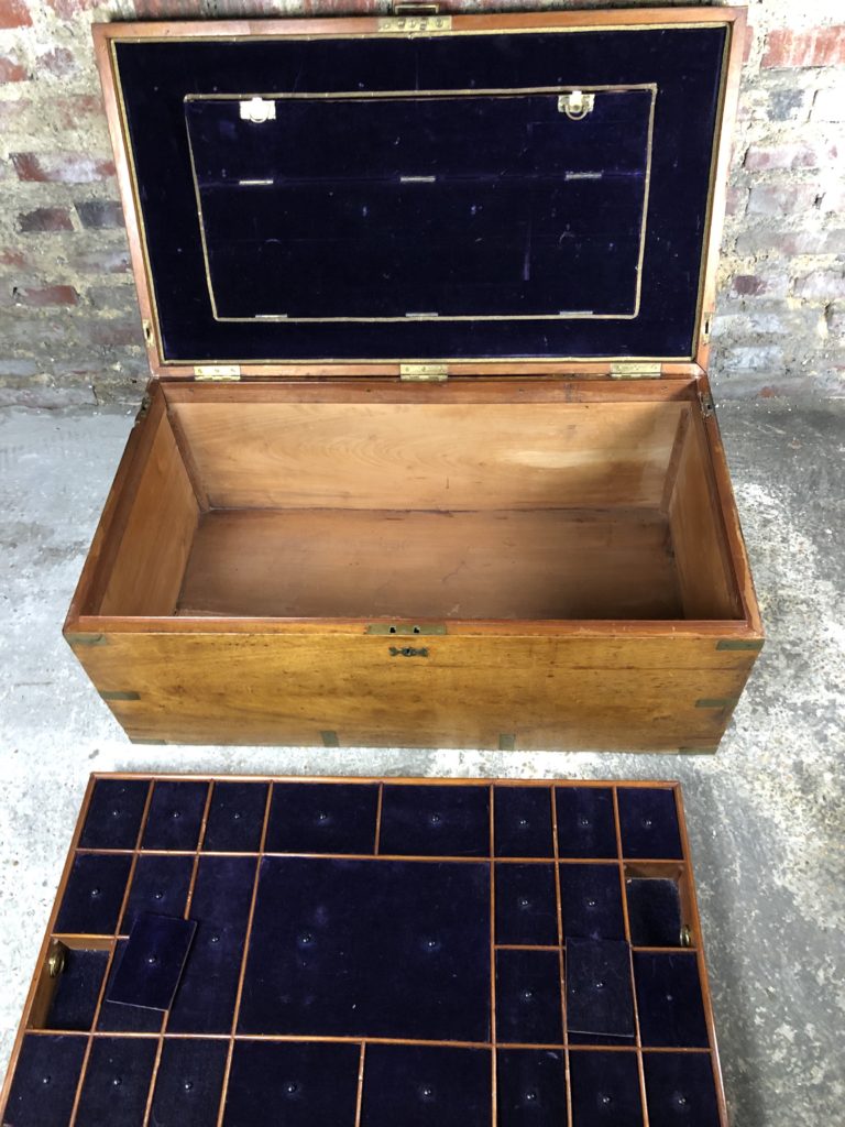 Brocante De La Ferme