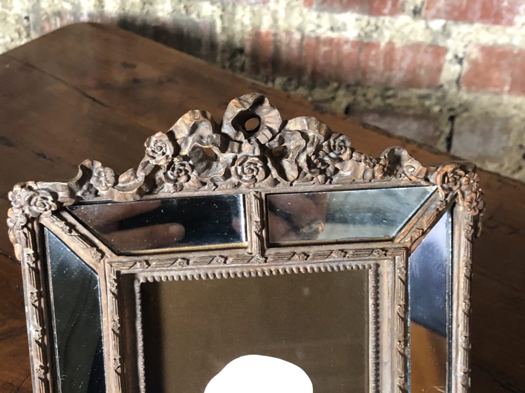 Brocante De La Ferme