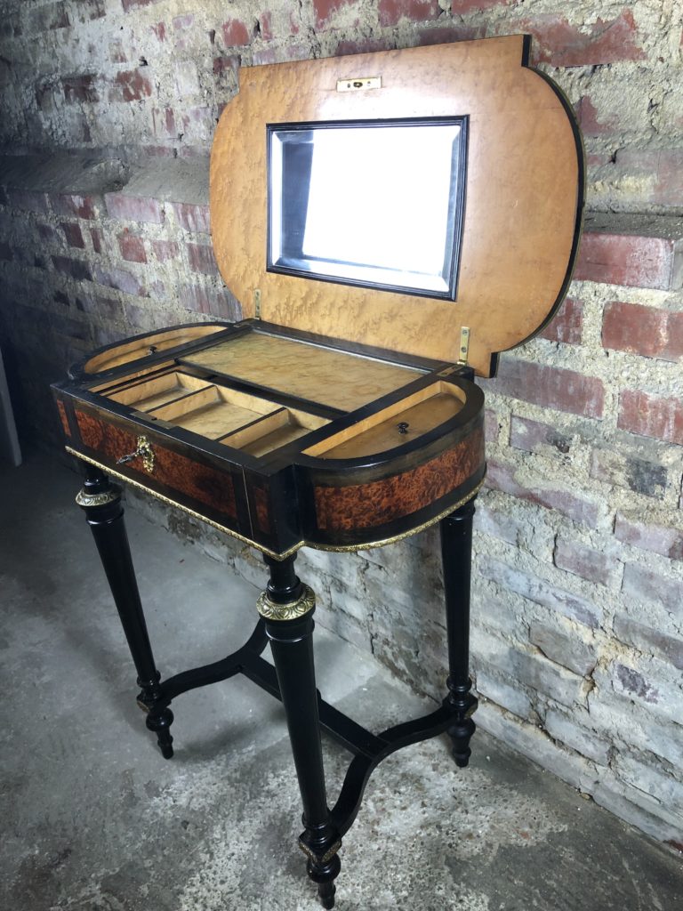 Brocante De La Ferme