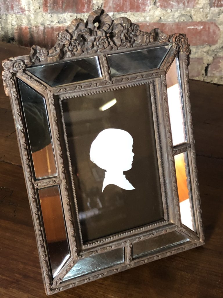 Brocante De La Ferme
