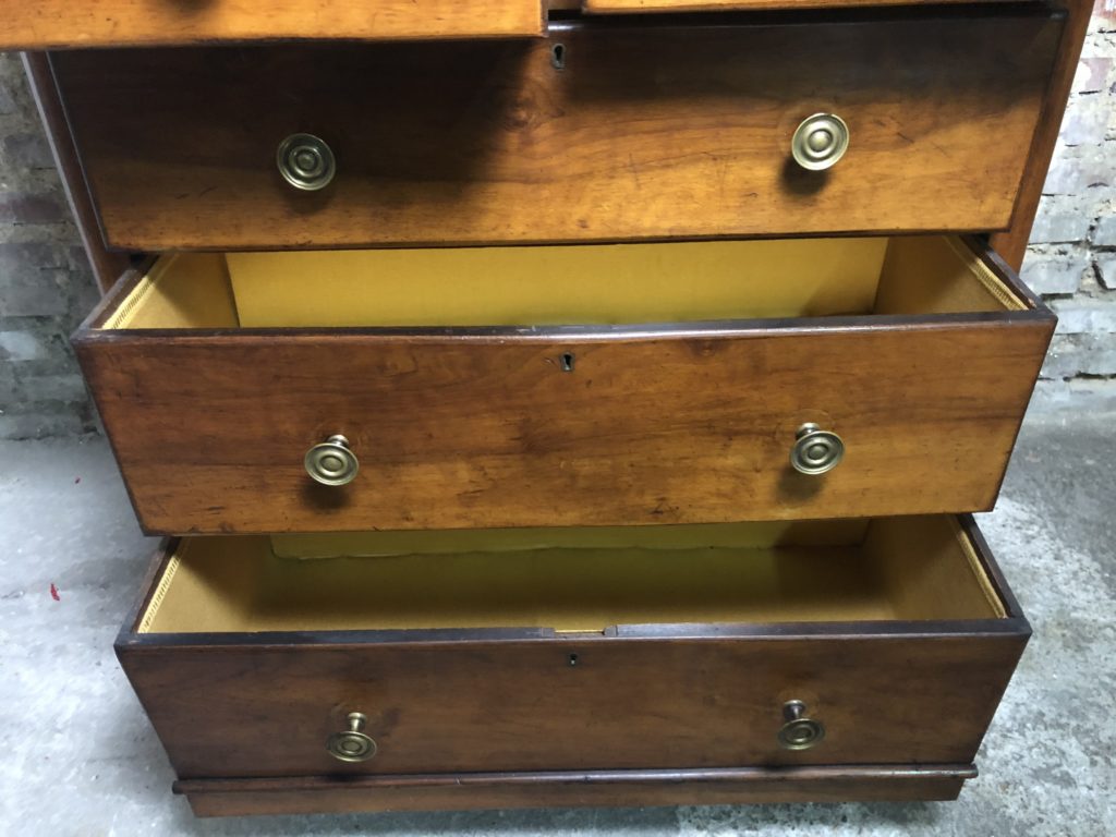 Brocante De La Ferme