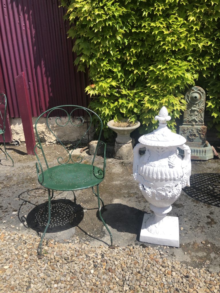 Brocante De La Ferme