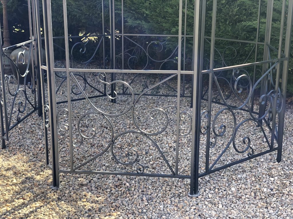 Brocante De La Ferme