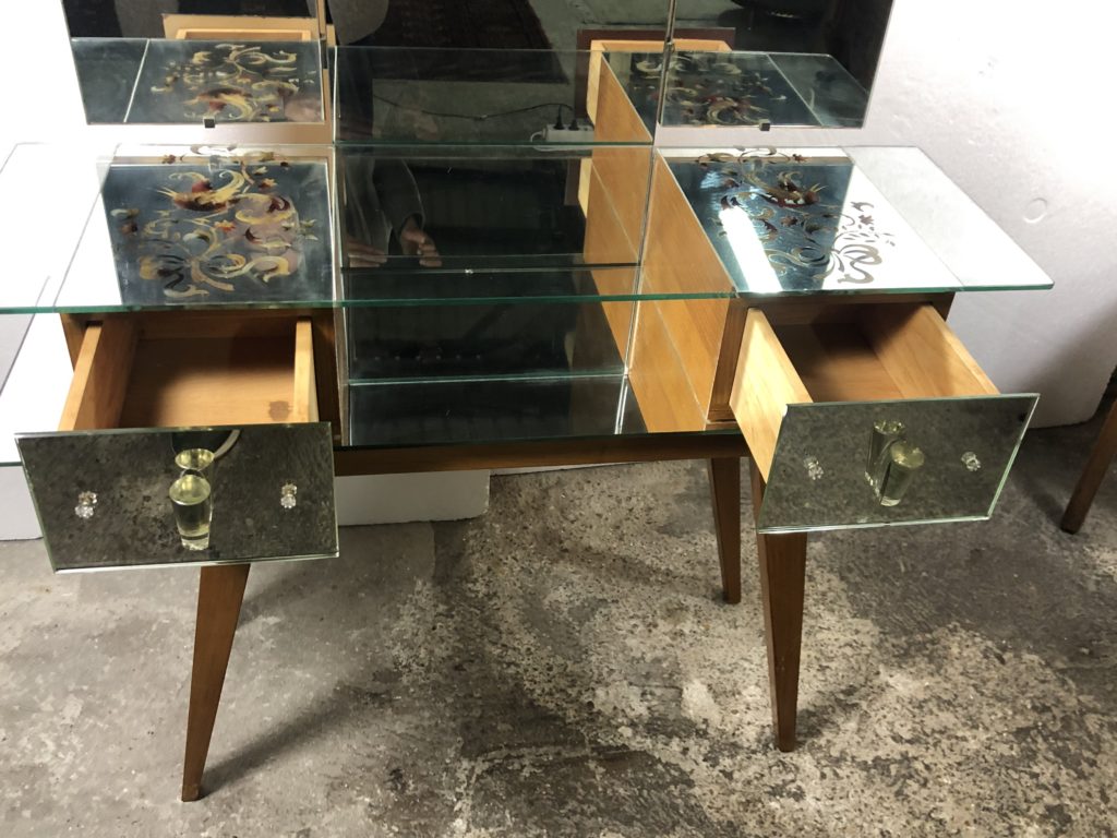 Brocante De La Ferme