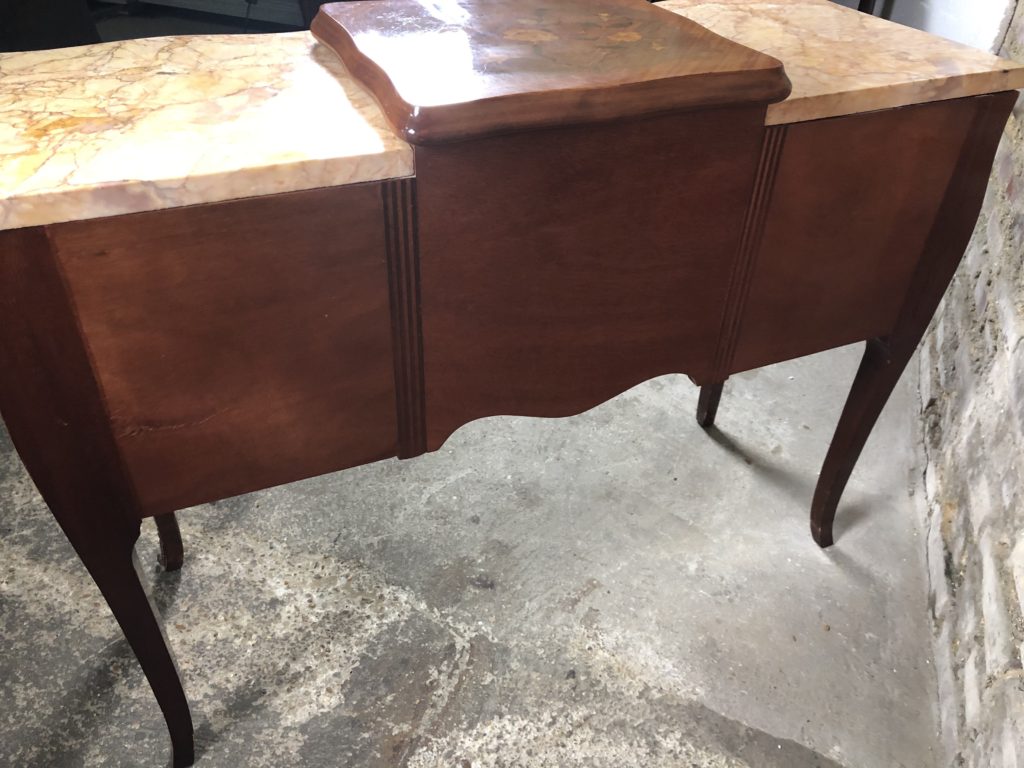 Brocante De La Ferme