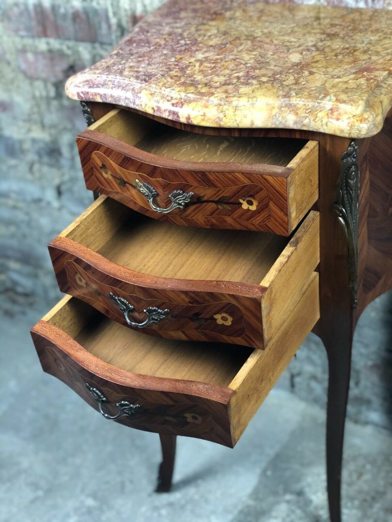 Brocante De La Ferme