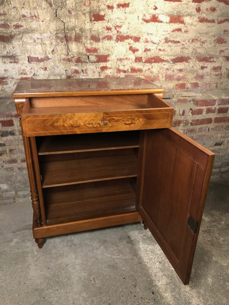 Brocante De La Ferme