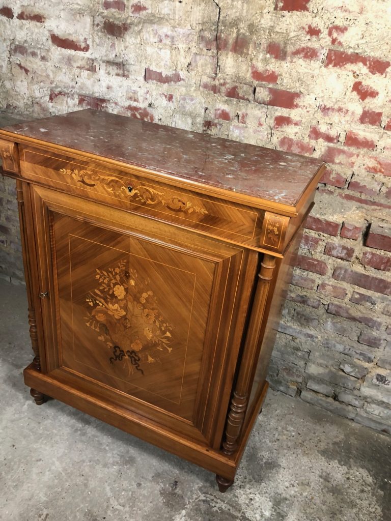 Brocante De La Ferme