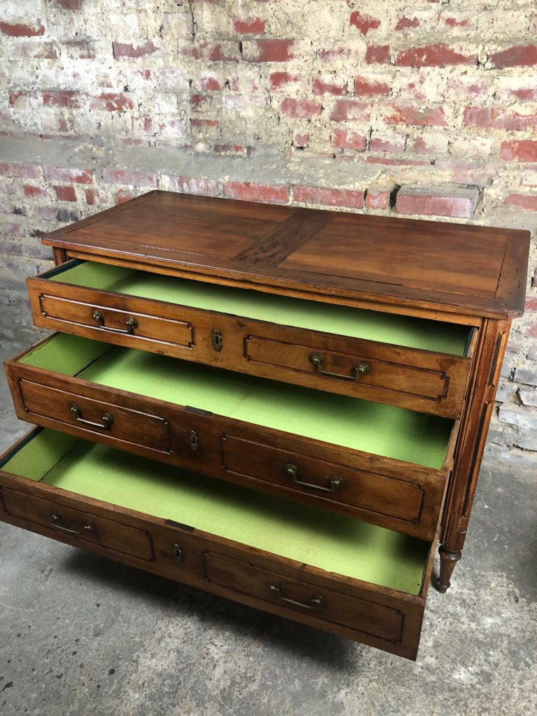 Brocante De La Ferme