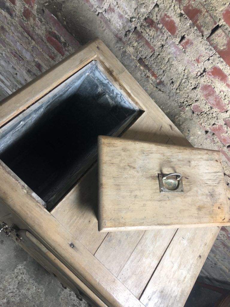Brocante De La Ferme