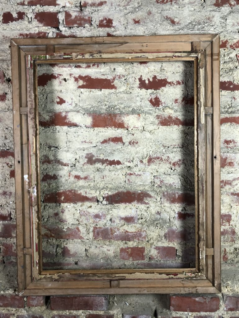 Brocante De La Ferme