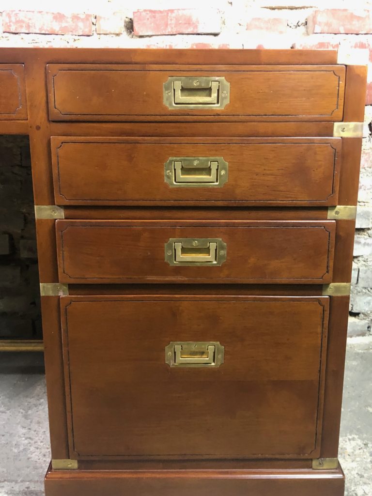 Brocante De La Ferme