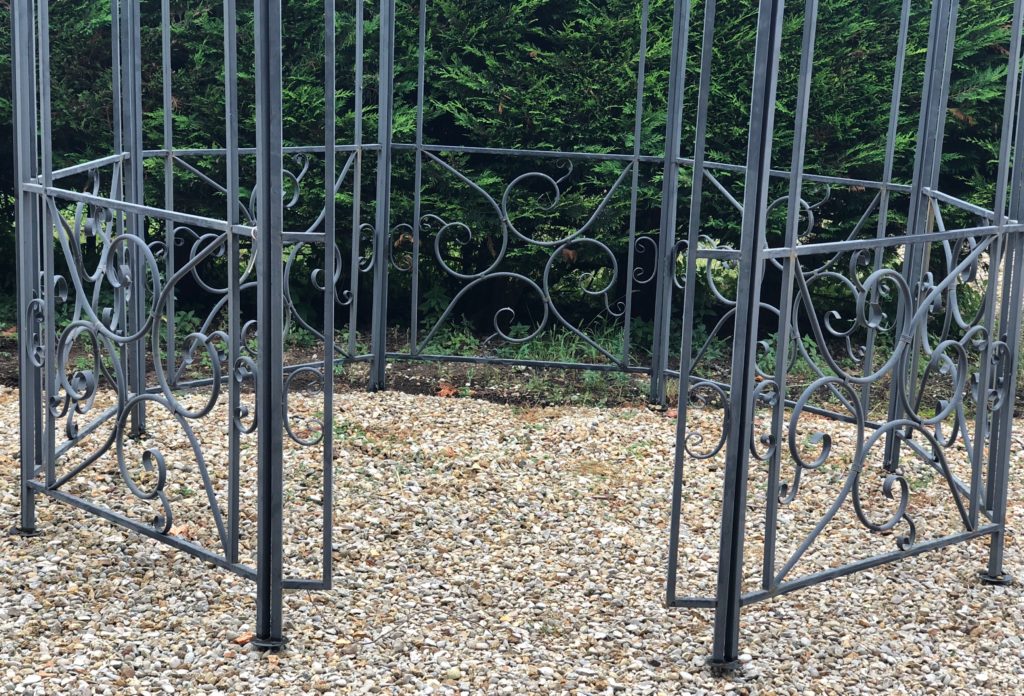 Brocante De La Ferme