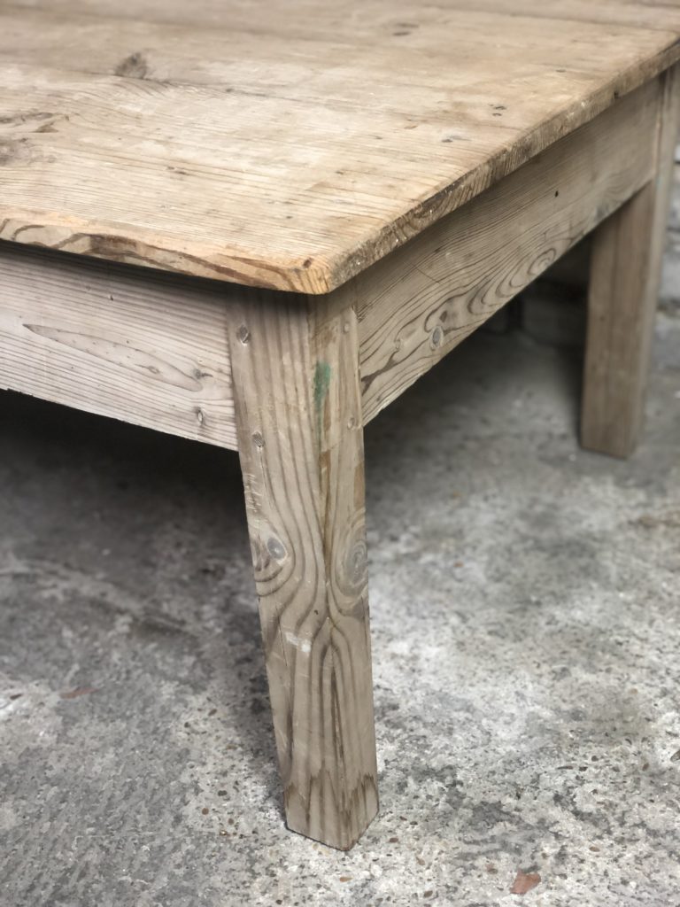 Brocante De La Ferme