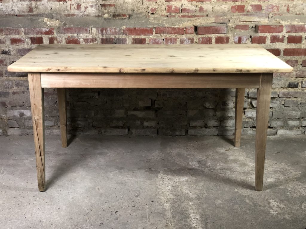 Brocante De La Ferme