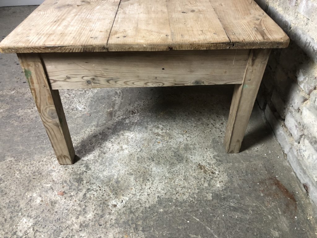 Brocante De La Ferme